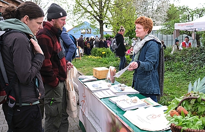 Jungpflanzenmarkt in Bingenheim 2023 Jungpflanzenmarkt in Bingenheim 2023